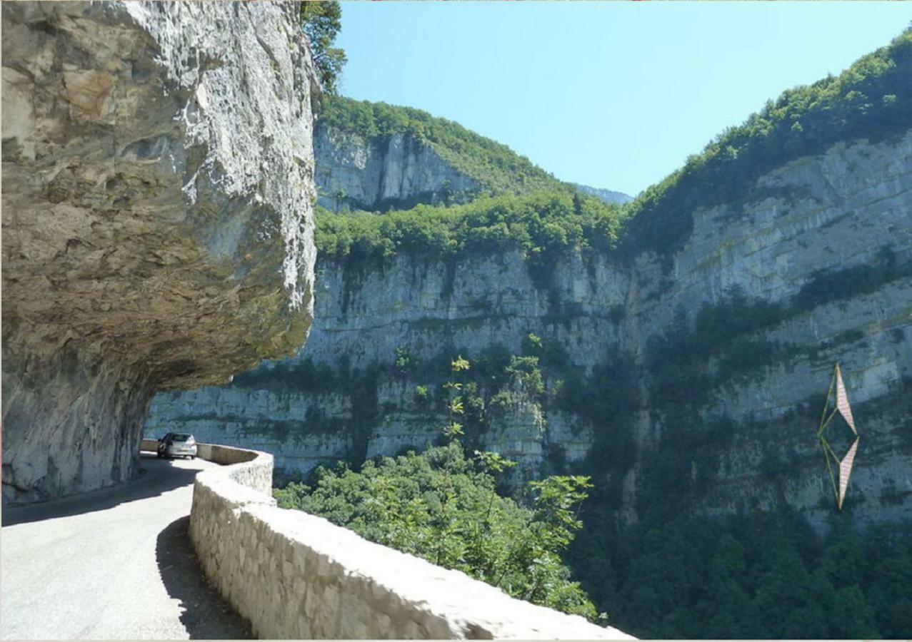 Okami Du Vercors Saint-Laurent-en-Royans Kültér fotó